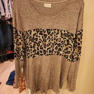 Maurices top
